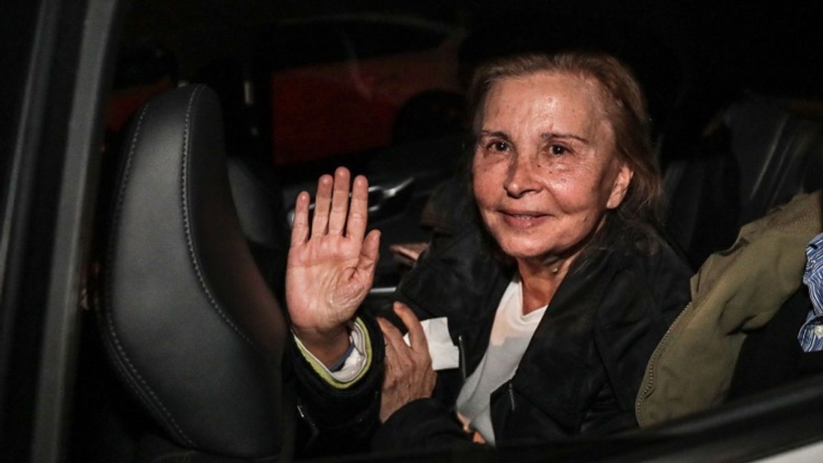 Nazlı Ilıcak 