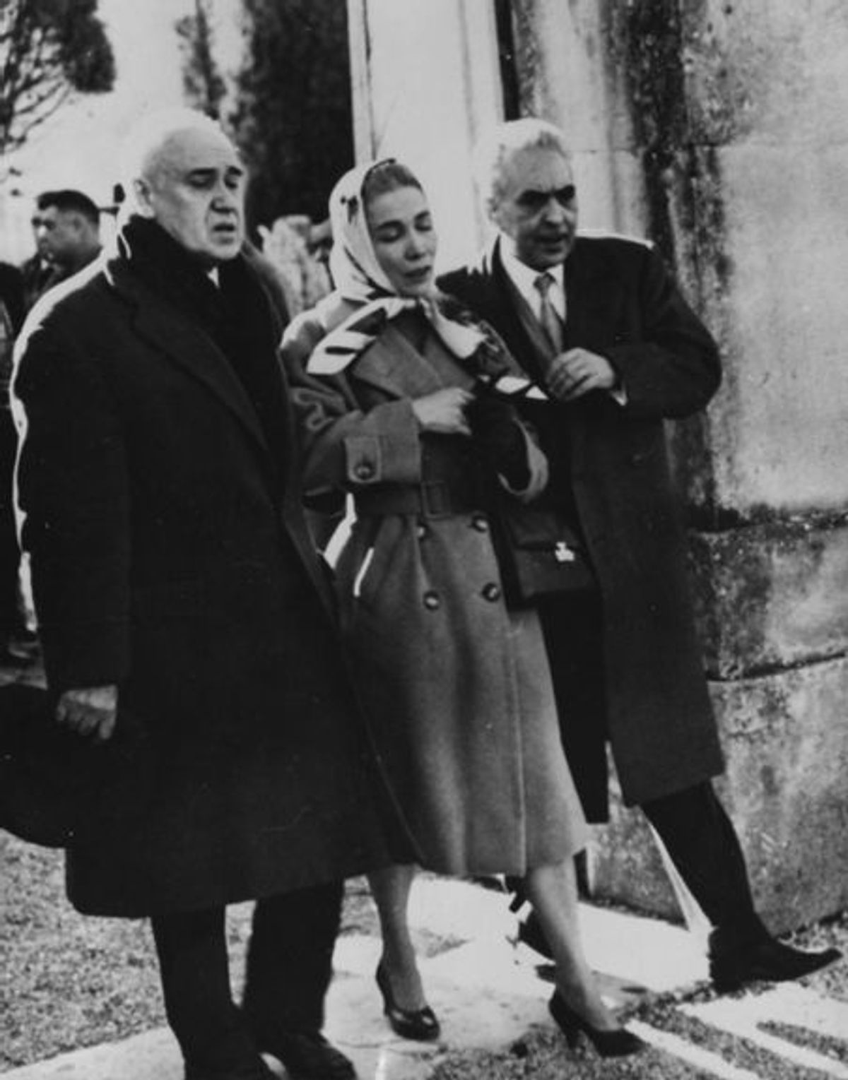 Camus'nün cenazesinde kızı ve yakın arkadaşları