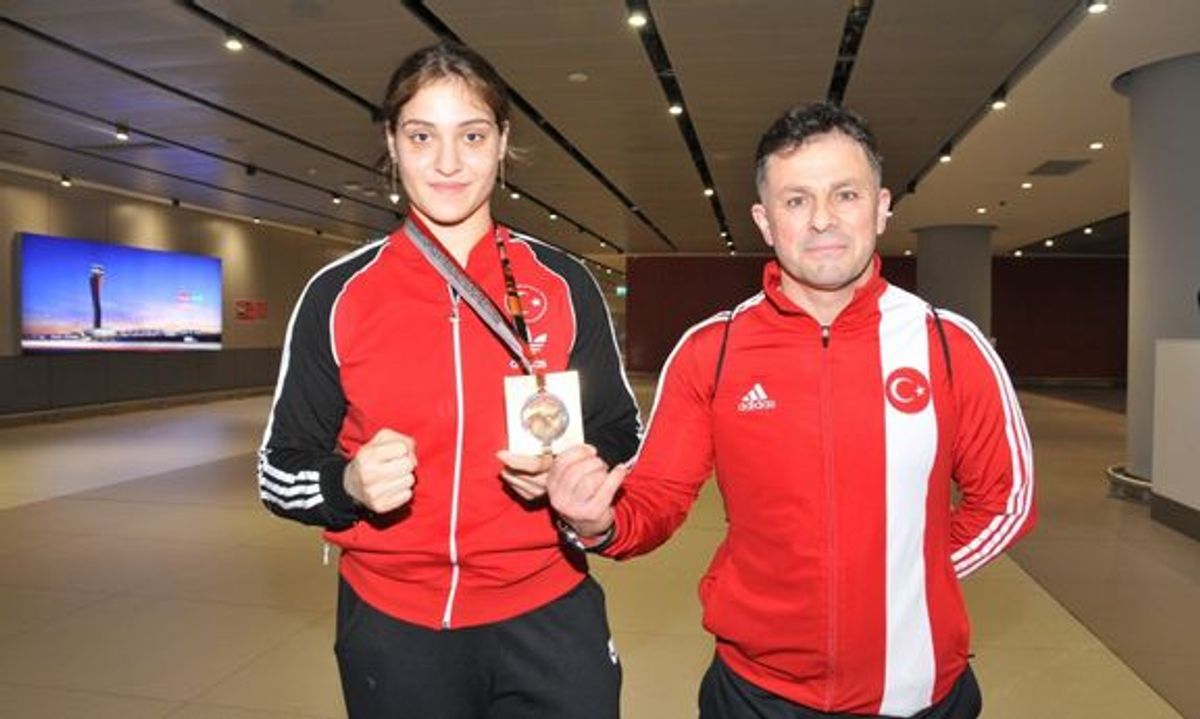 Büşra Işıldar