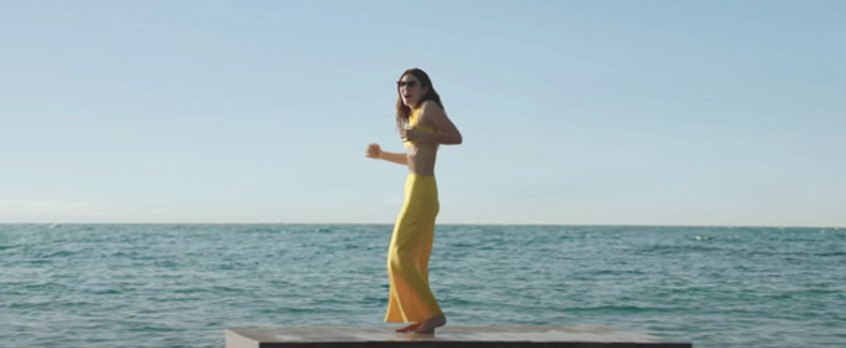 Lorde dans ediyor