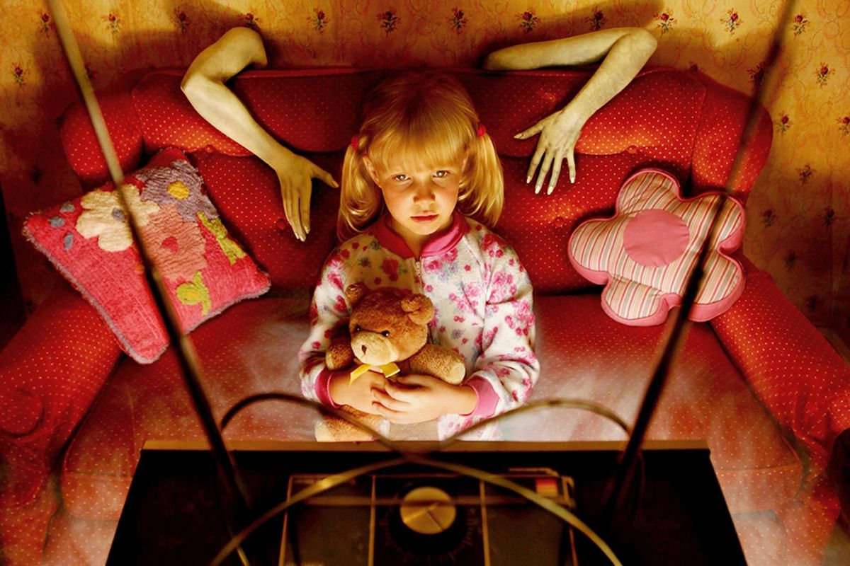 Joshua Hoffine - Couch