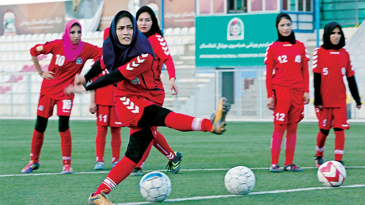 Afganistan Kadın Futbol Takımı