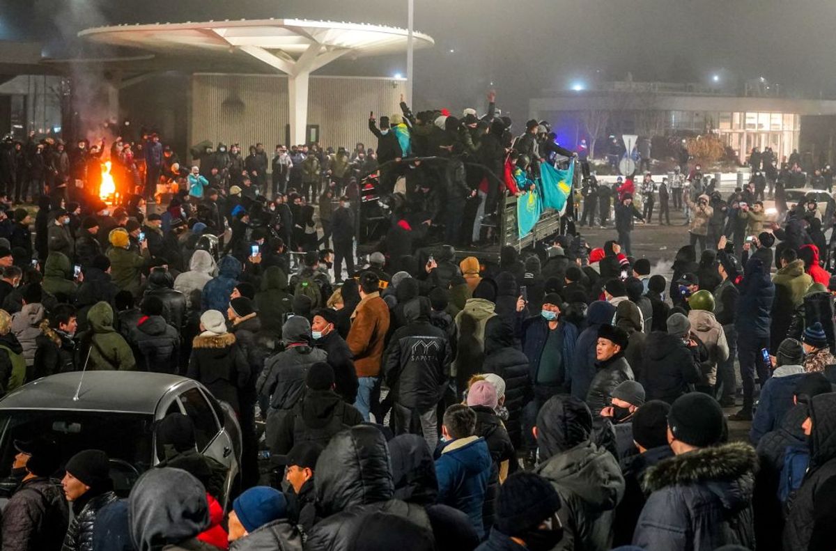 Kazakistan'da halk protestoları