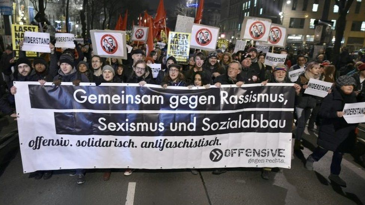 Irkçılık karşıtı protesto