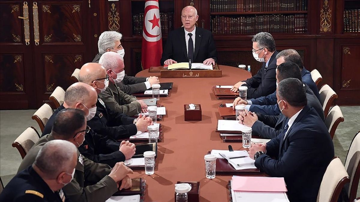 Tunus Cumhurbaşkanı Kays Said açıklama yapıyor