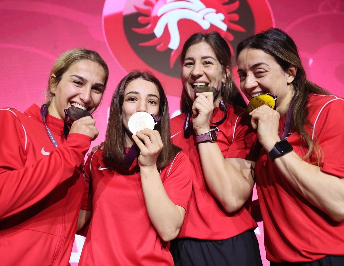 Kadın Güreş Millî Takımı
