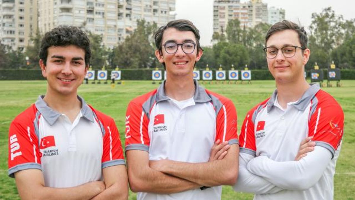 Mete Gazoz, Samet Ak ve Efe Gürkan Maraş
