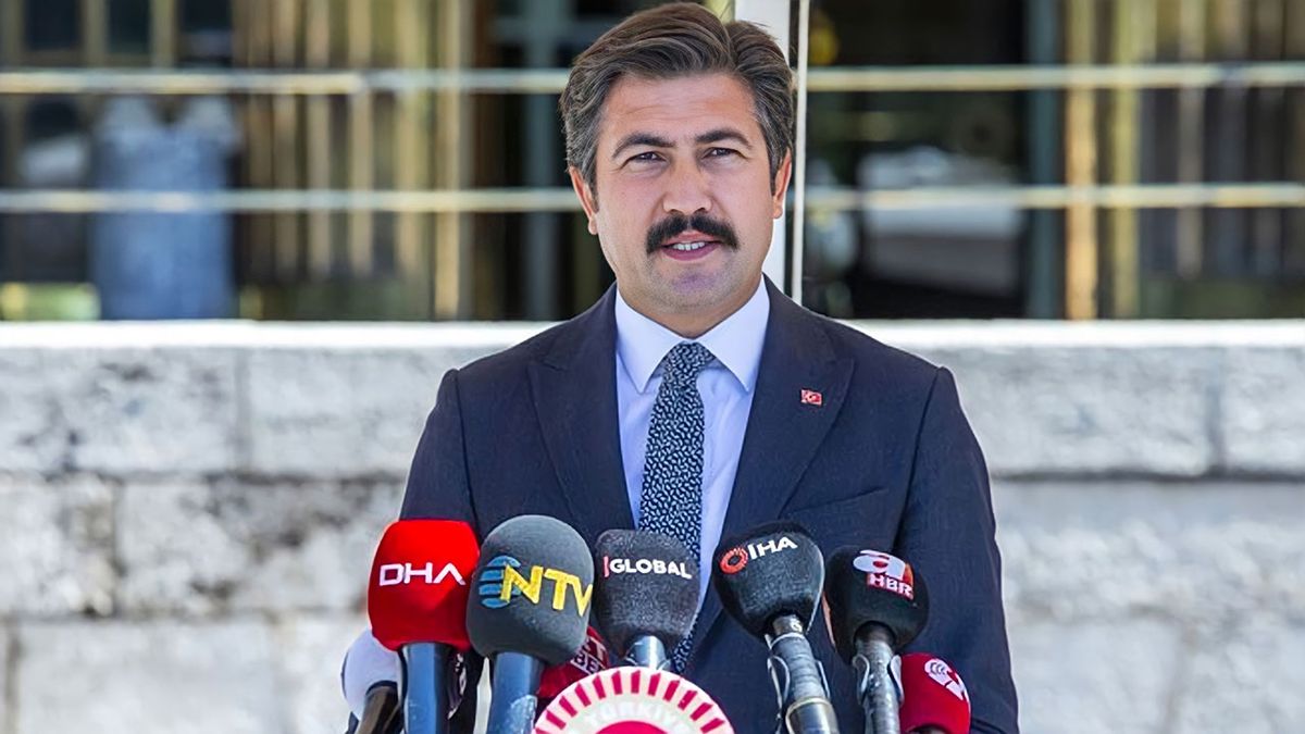 Cahit Özkan
