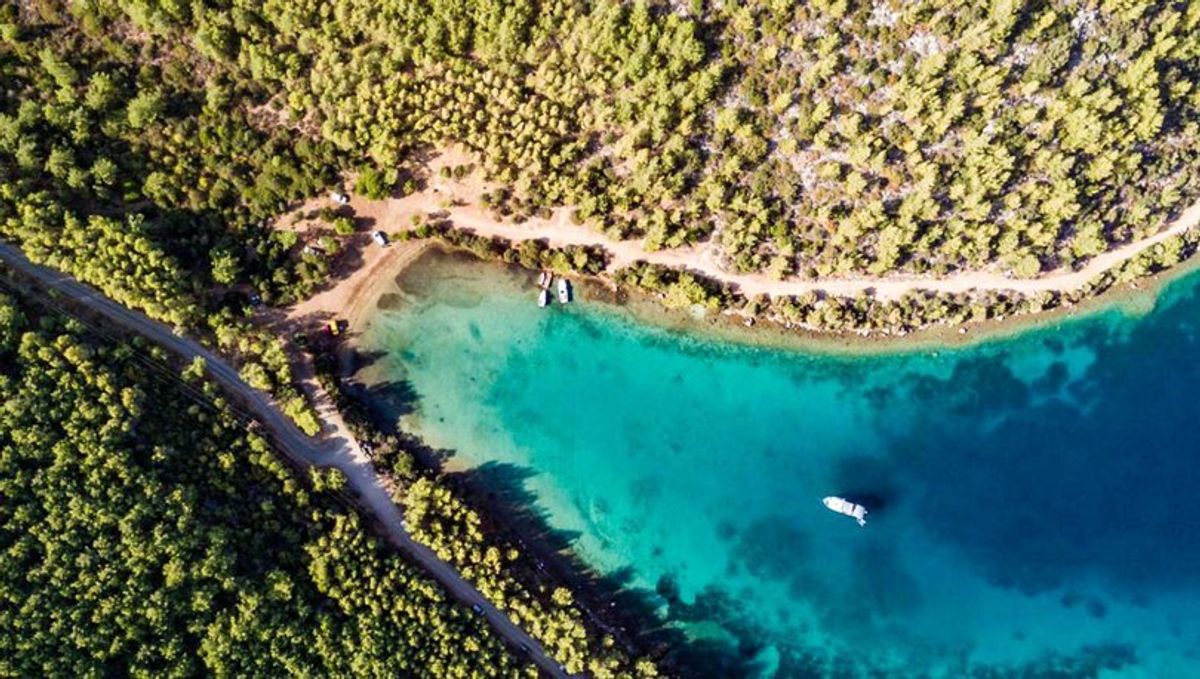 Cennet Koyu'nun drone ile kuşbakışı bir fotoğrafı