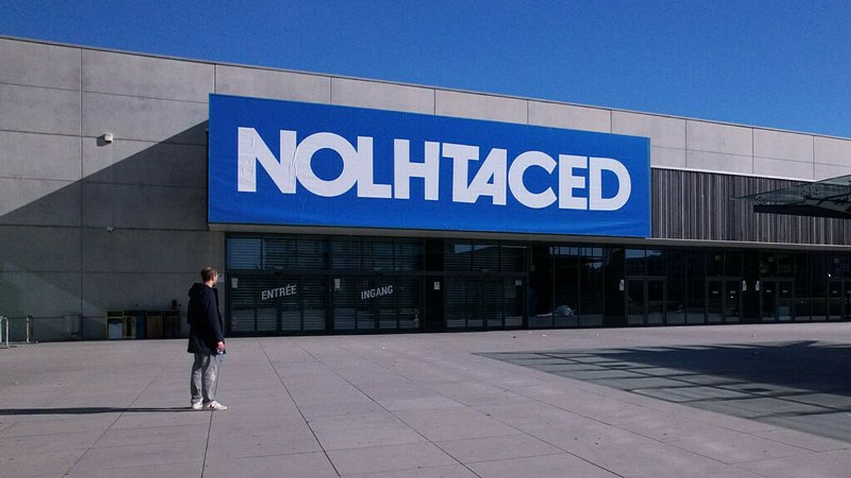 Decathlon'un Nolhtaced logolu mağazası
