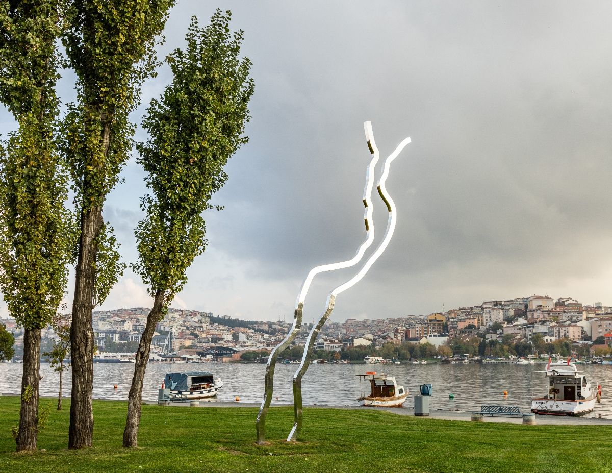 Haliç Haliç’te, Ayşe Erkmen | Fotoğraf: Sahir Uğur Eren