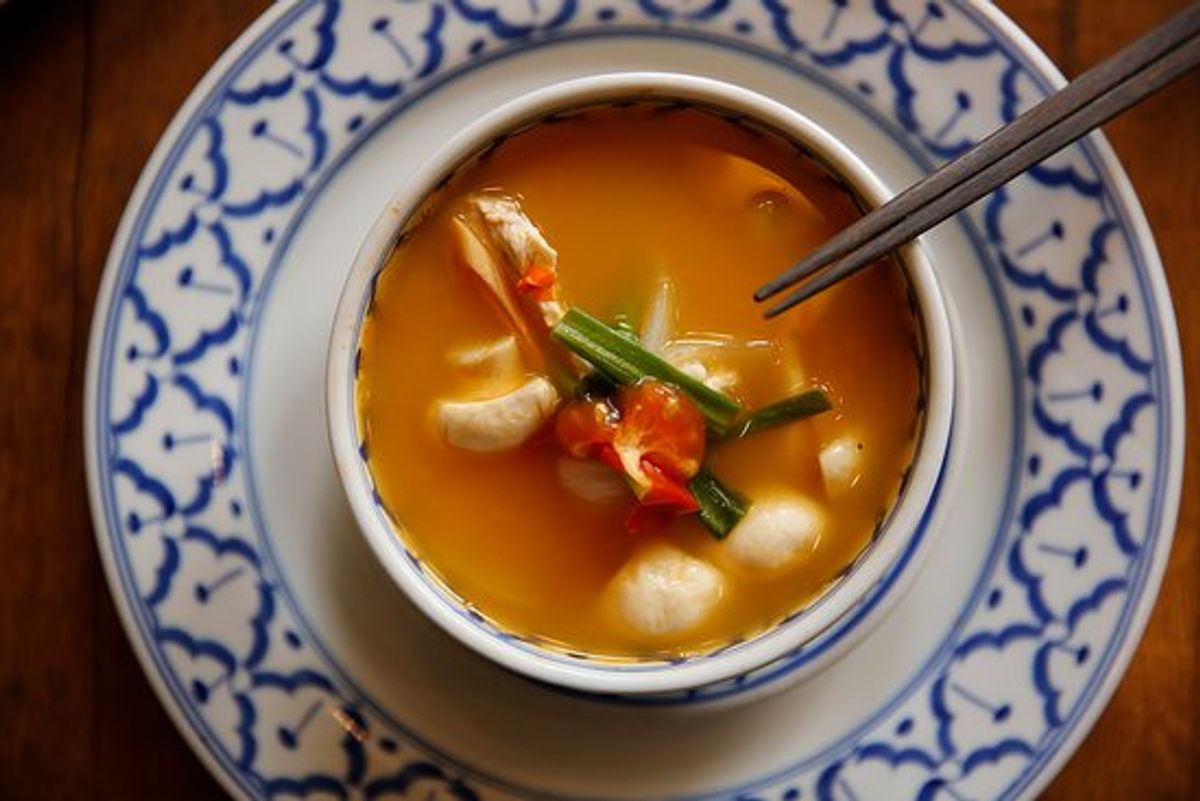 Az Çok Thai