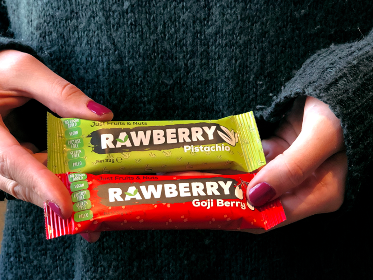 rawberry-gojiberry-pistachio