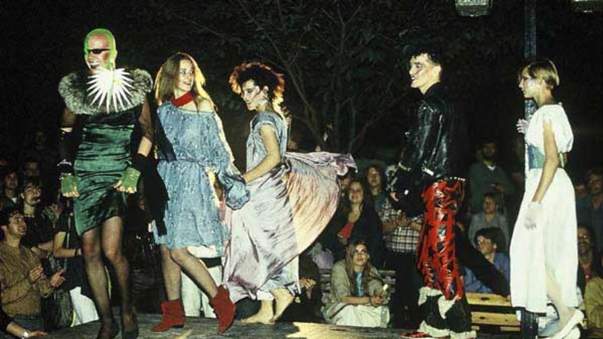 Chic, Charmant, und Dauerhaft moda akımı sahnelerinden