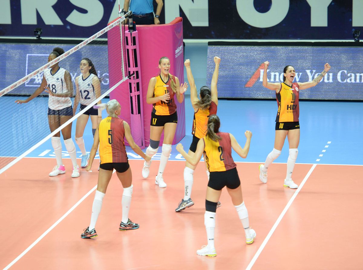 Galatasaray Kadın Voleybol takımı