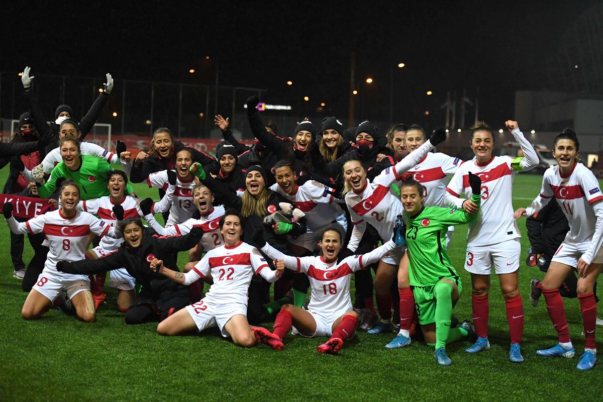 A Millî Kadın Futbol Takımı