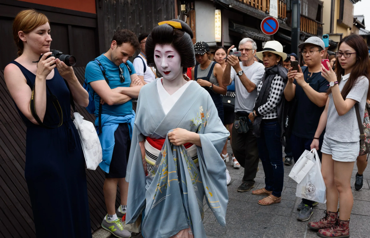 Japonya'nın turistlerle imtihanı: Neden herkes Japonya'ya gidiyor?