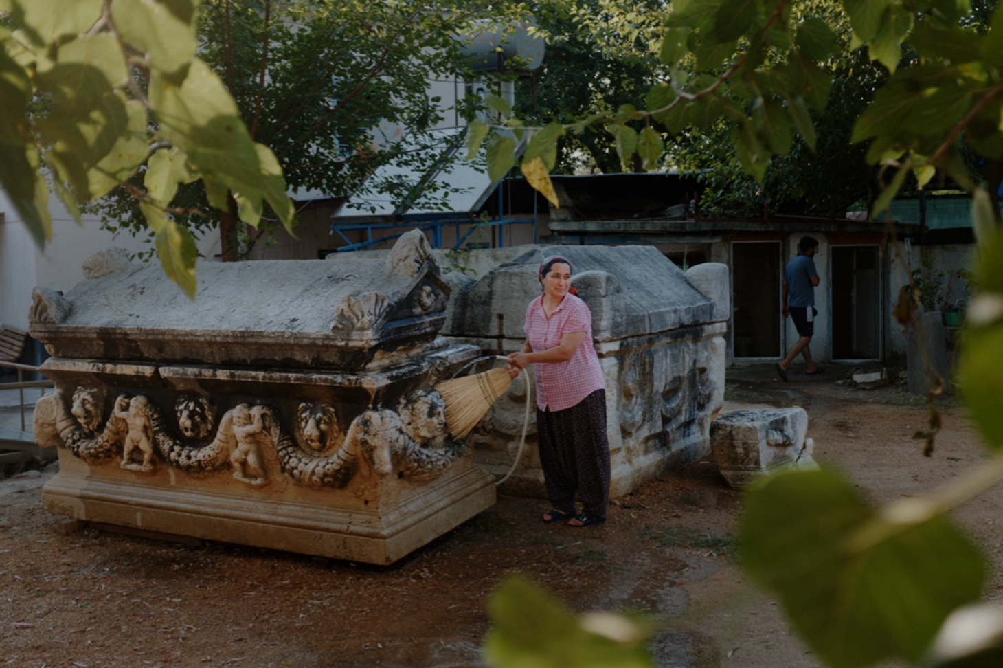 Anavarza’da uzak zamanın yakın nöbeti: ‘Rüyalarımda kralın kızını görüyorum’