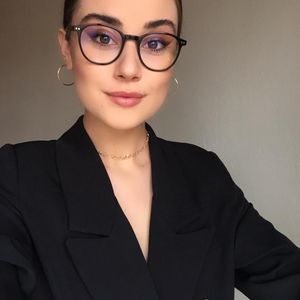 Esra Azdemir