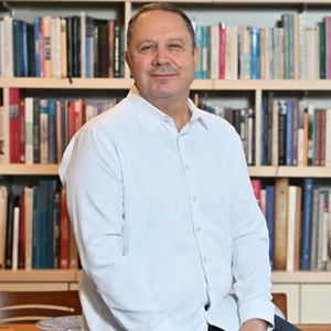 Şerif Yenen