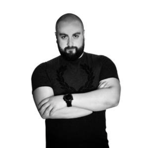 Erhan Us