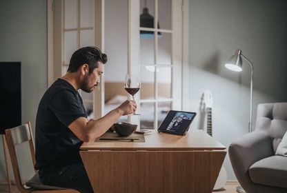 İlginç Özelliklere Sahip Çevrim İçi Flört Uygulamaları Artıyor
