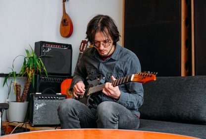 Deniz Ağan: “Müzik, birlikte yapılan bir şey.”