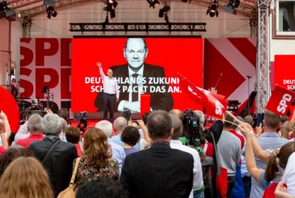 Almanya'da SPD'nin "buruk zaferi"
