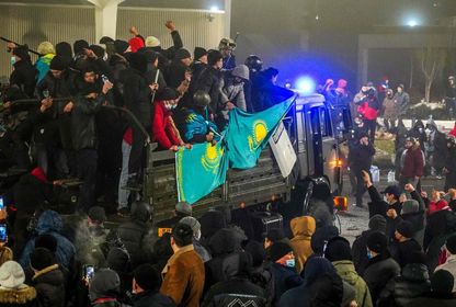 Kazakistan’da aktörleri tanıyalım