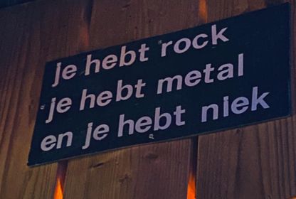Minik Bir Bar Ziyaretinden Kalanlar