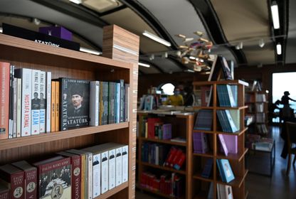 "Kültürel çölleşme": edebiyat dergilerinin geleceği