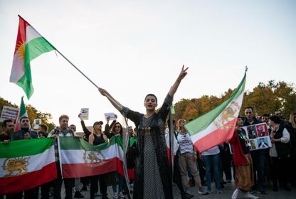 İran isyanı yayılıyor