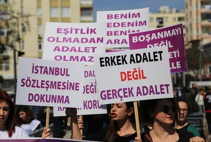 1 yıl sonra: İstanbul Sözleşmesi için mücadele sürüyor