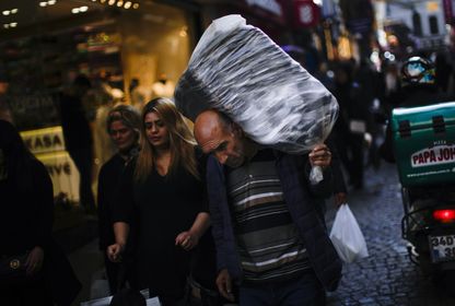 KDV indirimi enflasyonla mücadele için yeterli mi?