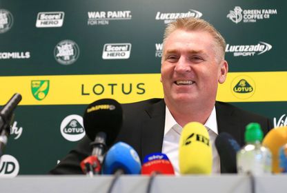 "Villa'nın beni kovmasına şaşırdım ama şimdi Norwich'e aşığım." Dean Smith 