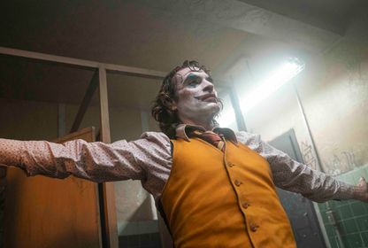 Toplama Bir Yapım, "The Joker"