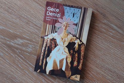 Gece Denizi’nde bir kere yüzmek