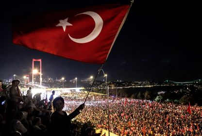 Yakın Geçmiş: Kaos