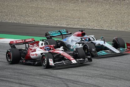 Yeni takım ilk sezon: Russell ve Bottas 