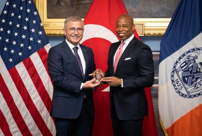 New York'taki Türkevi ve paravan bağışlar hakkında bilinenler