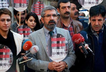 İhmaller zincirinin gölgesindeki dava: Tahir Elçi cinayeti