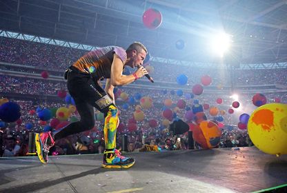 Coldplay’in yeşil turnesi: Yetmez ama umut verici