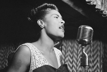 🗣️ Hikâyeleriyle şarkılar: Billie Holiday, Strange Fruit