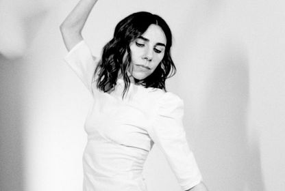 Albüm incelemesi: PJ Harvey, I Inside the Old Year Dying