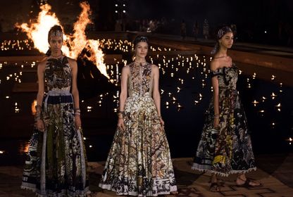 Dans gösterisinden fazlası: DIOR Dresses the Nights
