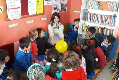 Aydınlanmanın öznesinden müfredatın kuryesine: Türkiye'de öğretmen olmak