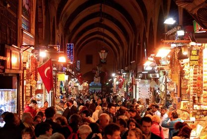 Enflasyon Şubat’ın ardından Mart’ta da hız kesti