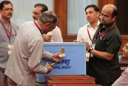 Dünyanın en uzun seçimleri: Hindistan'da oy sayımına başlandı