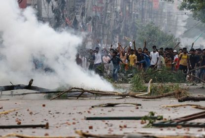 Bangladeş'te 'kamuda kontenjan' protestoları: En az 105 kişi öldü