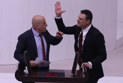 Mecliste Olağanlaşan ve Tasdik Edilen Şiddet